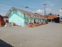 SD Negri 1 Wanasaba Kidul melaksanakan Renofasi 3 kelas