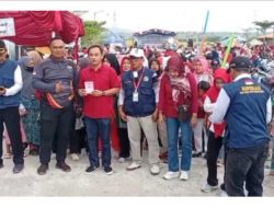 Loncing Kopdes Merah Putih Desa Kedung Bunder Gelar Jalan Sehat dan Senam Jasmani.