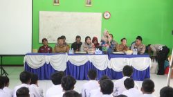 Polresta Cirebon Gelar Police Goes To School Polresta Cirebon di SMPN 2 Gempol, Bentuk Generasi Emas yang Berkarakter dan Tangguh